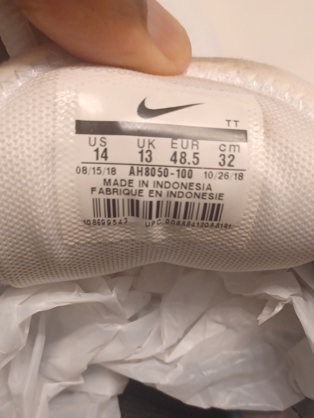 Nike Air Max 270 Men's Sneakers - White, Black  Size 14 - Picture 3 of 12